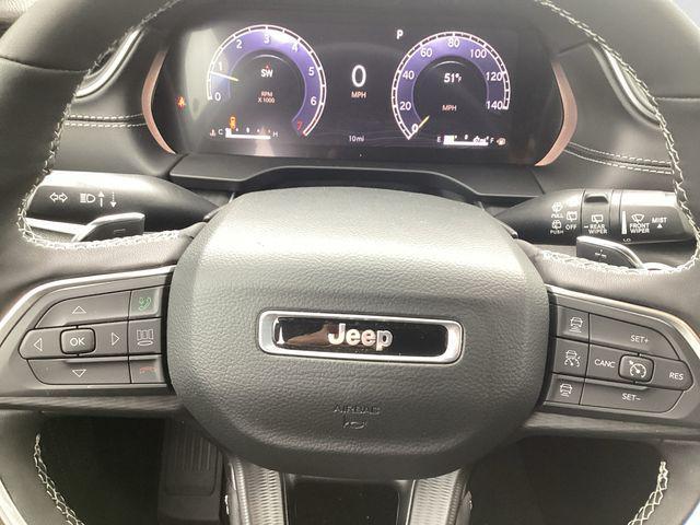 new 2025 Jeep Grand Cherokee car, priced at $42,492