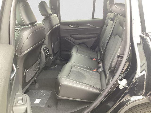 new 2025 Jeep Grand Cherokee car, priced at $42,492