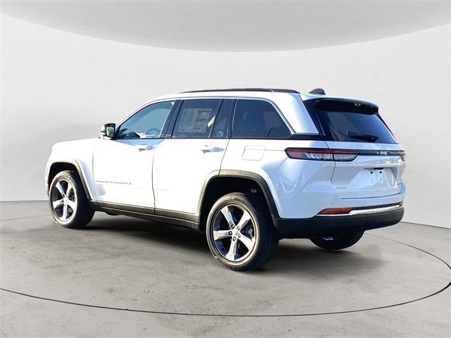 new 2025 Jeep Grand Cherokee car, priced at $51,662