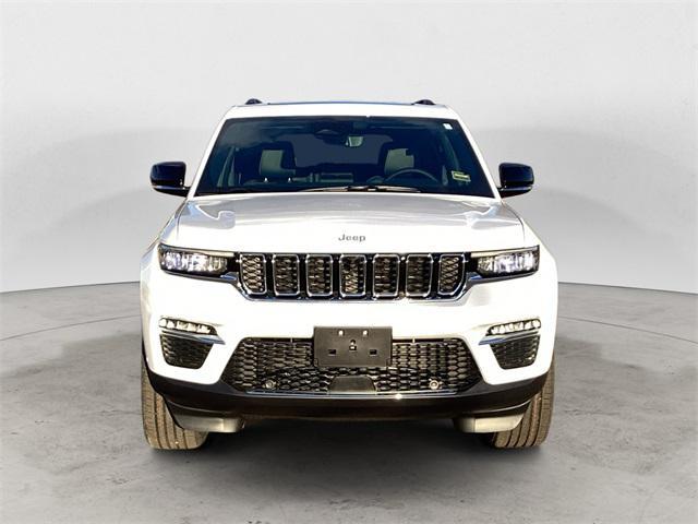 new 2025 Jeep Grand Cherokee car, priced at $51,662