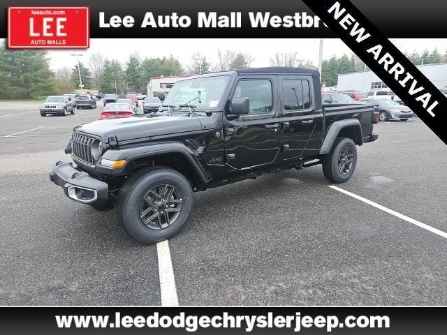 new 2024 Jeep Gladiator car, priced at $41,961