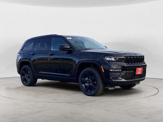 new 2025 Jeep Grand Cherokee car, priced at $49,655