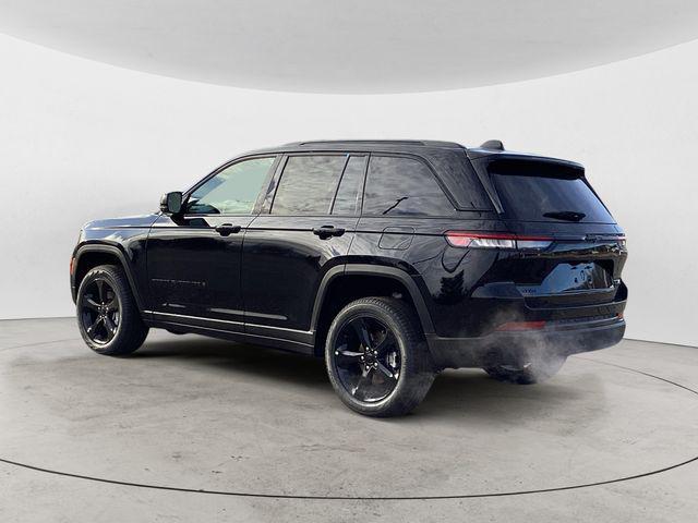 new 2025 Jeep Grand Cherokee car, priced at $49,655