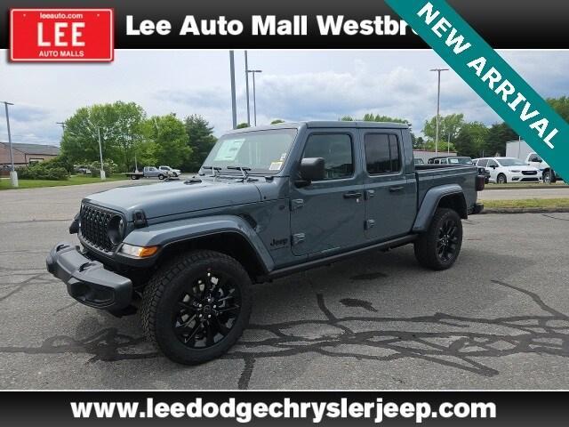new 2024 Jeep Gladiator car, priced at $44,588