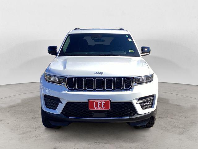 new 2025 Jeep Grand Cherokee car, priced at $38,732