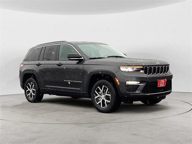 new 2025 Jeep Grand Cherokee car, priced at $51,433