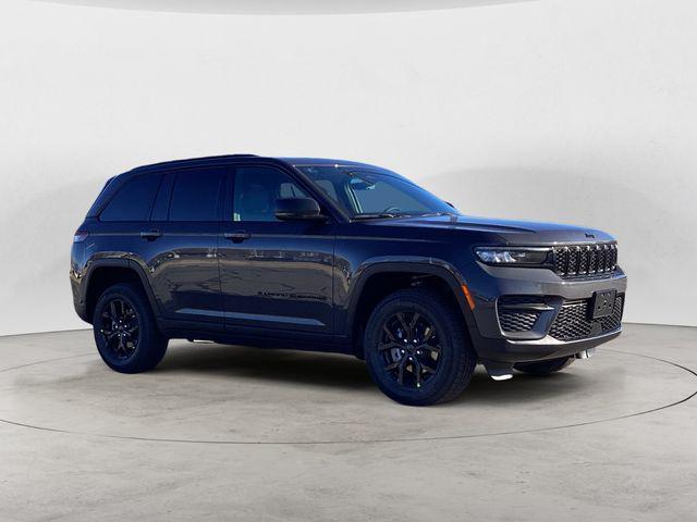 new 2025 Jeep Grand Cherokee car, priced at $43,780