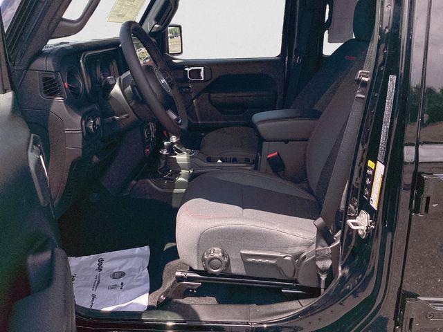 new 2025 Jeep Wrangler car, priced at $55,624