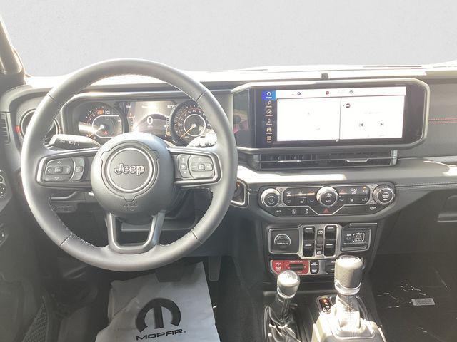 new 2025 Jeep Wrangler car, priced at $55,624