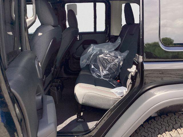 new 2025 Jeep Wrangler car, priced at $55,624