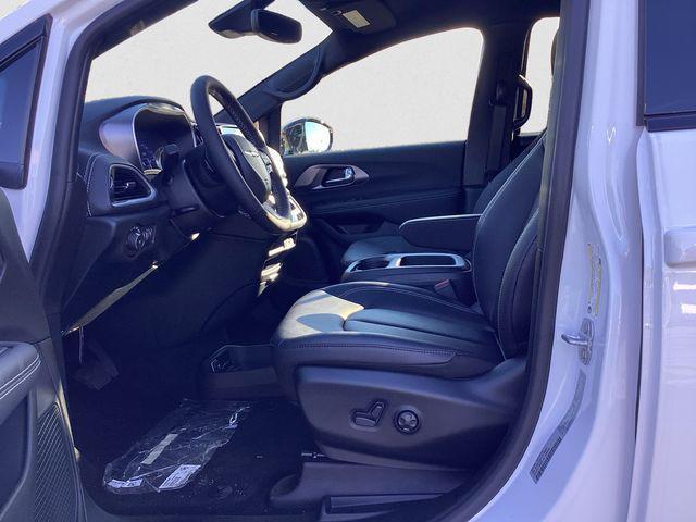 new 2026 Chrysler Pacifica car, priced at $45,882