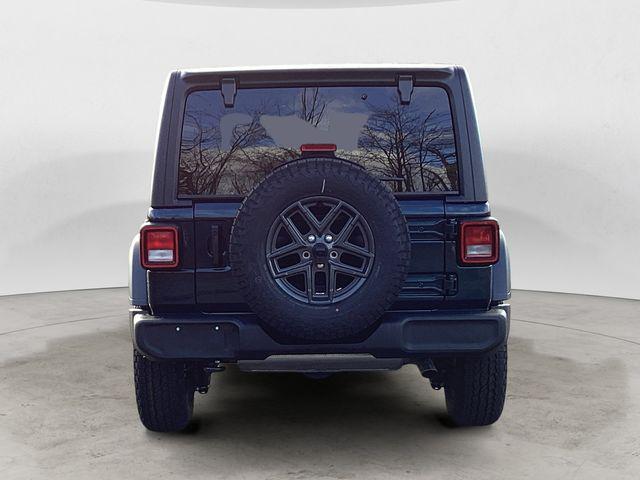 new 2025 Jeep Wrangler car, priced at $45,754