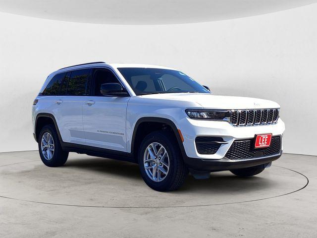 new 2025 Jeep Grand Cherokee car, priced at $37,320