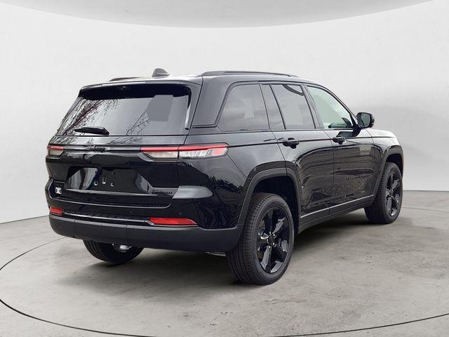 new 2025 Jeep Grand Cherokee car, priced at $52,238