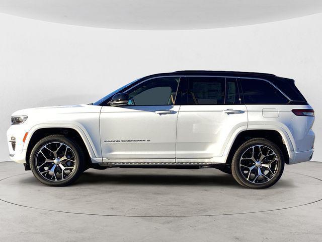 new 2025 Jeep Grand Cherokee car, priced at $67,693