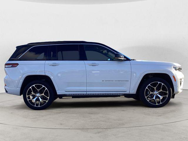 new 2025 Jeep Grand Cherokee car, priced at $67,693