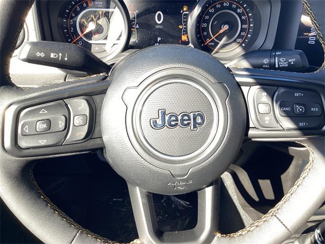 new 2024 Jeep Gladiator car, priced at $44,660