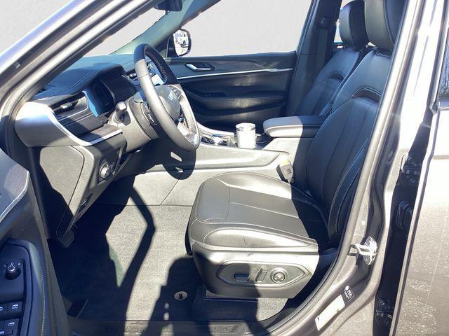 new 2025 Jeep Grand Cherokee L car, priced at $48,542