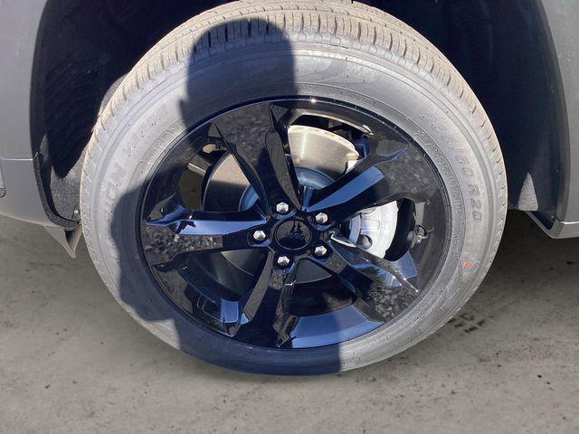 new 2025 Jeep Grand Cherokee L car, priced at $48,542