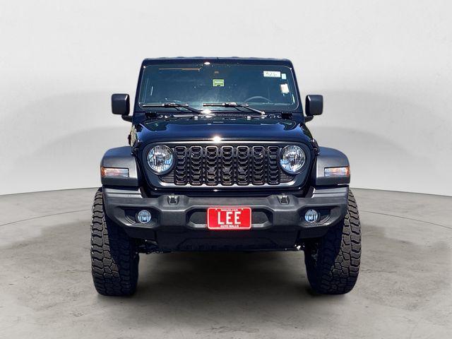 new 2025 Jeep Wrangler car, priced at $57,770