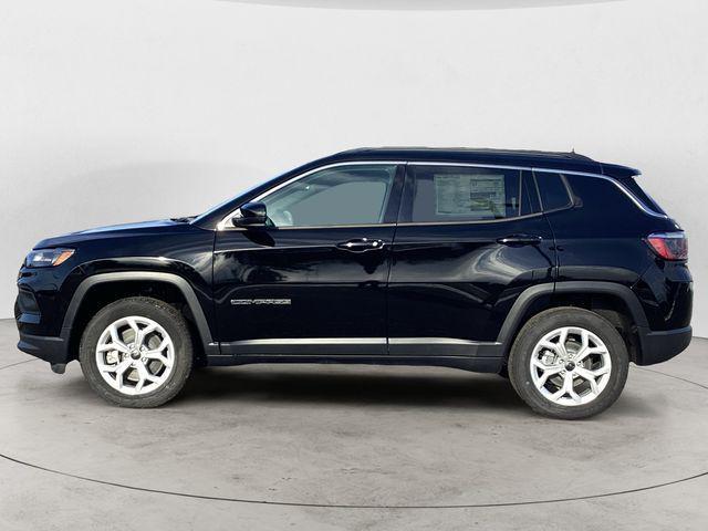 new 2025 Jeep Compass car, priced at $33,655