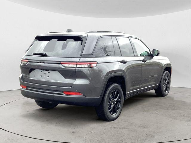 new 2025 Jeep Grand Cherokee car, priced at $43,427