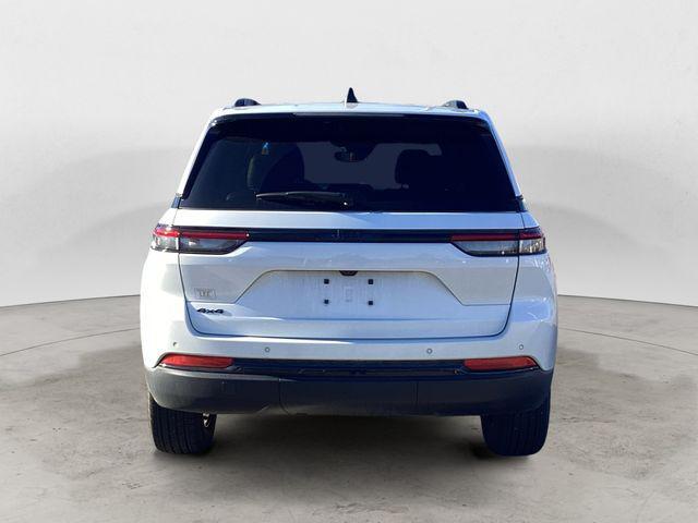 used 2024 Jeep Grand Cherokee car, priced at $35,491