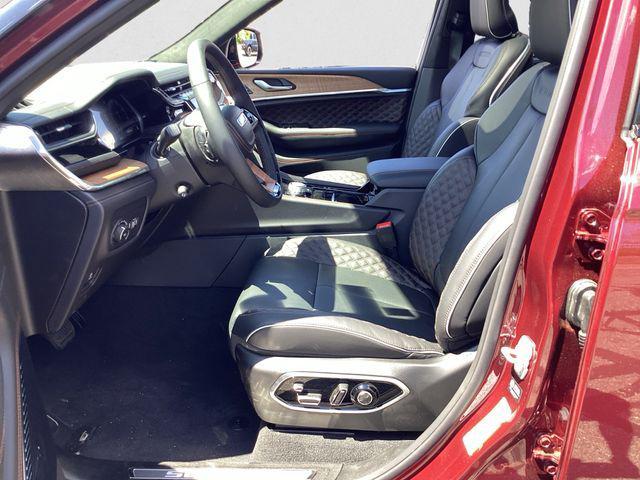 new 2025 Jeep Grand Cherokee L car, priced at $67,766