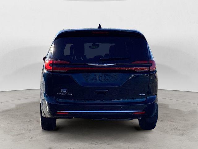 new 2025 Chrysler Pacifica car, priced at $46,090