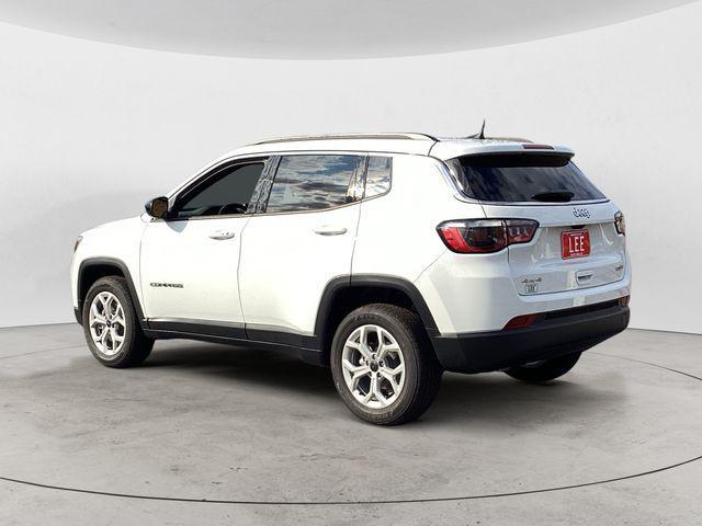 new 2025 Jeep Compass car, priced at $33,060