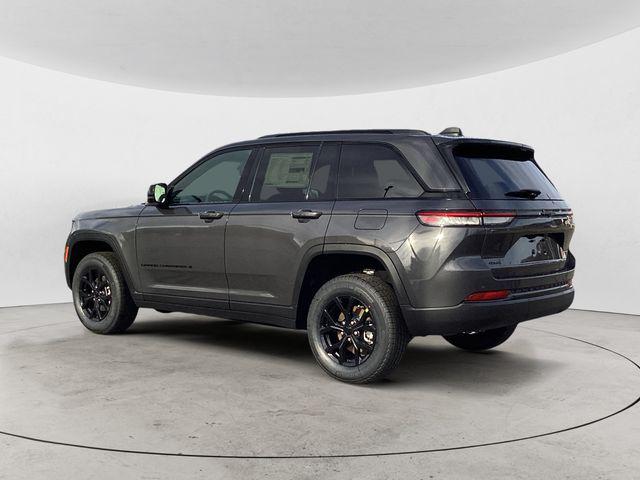 new 2025 Jeep Grand Cherokee car, priced at $42,884