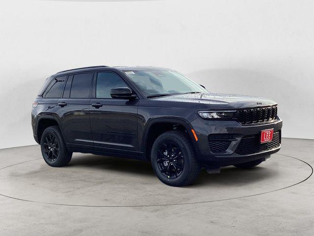 new 2025 Jeep Grand Cherokee car, priced at $42,884