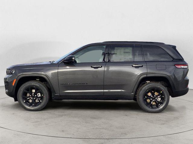 new 2025 Jeep Grand Cherokee car, priced at $42,884