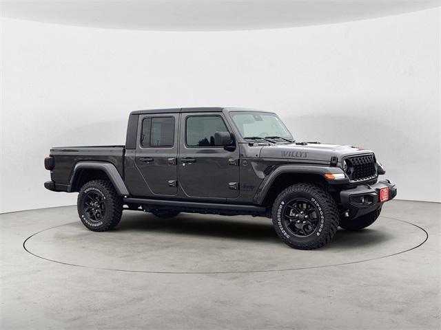 new 2024 Jeep Gladiator car, priced at $49,305