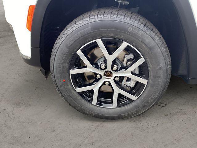 new 2025 Jeep Grand Cherokee L car, priced at $49,172