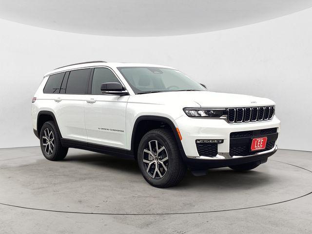 new 2025 Jeep Grand Cherokee L car, priced at $49,172