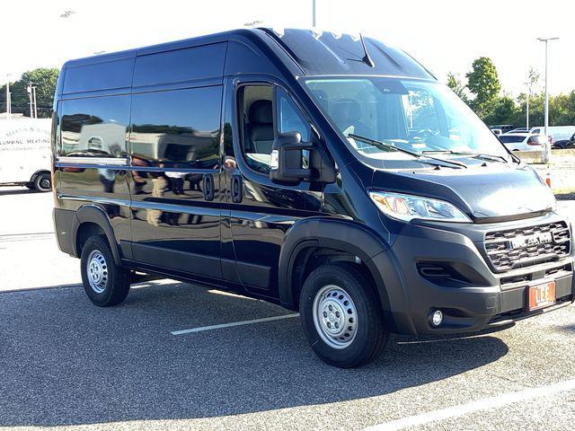 new 2025 Ram ProMaster 2500 car, priced at $46,912