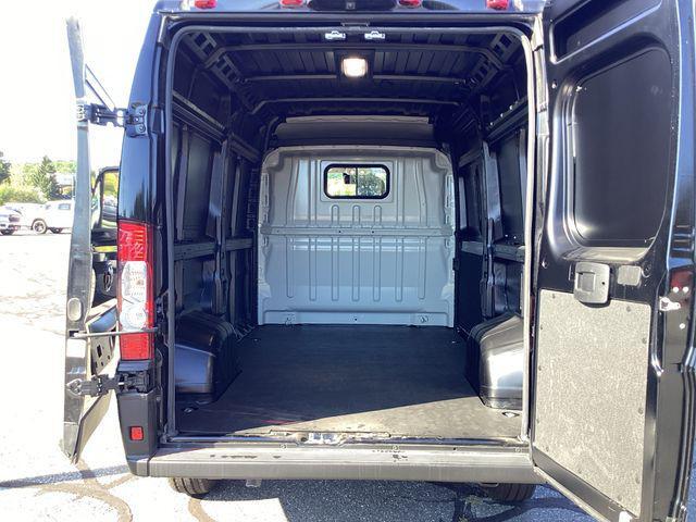 new 2025 Ram ProMaster 2500 car, priced at $46,912