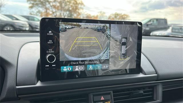 new 2025 Honda Pilot car, priced at $50,895