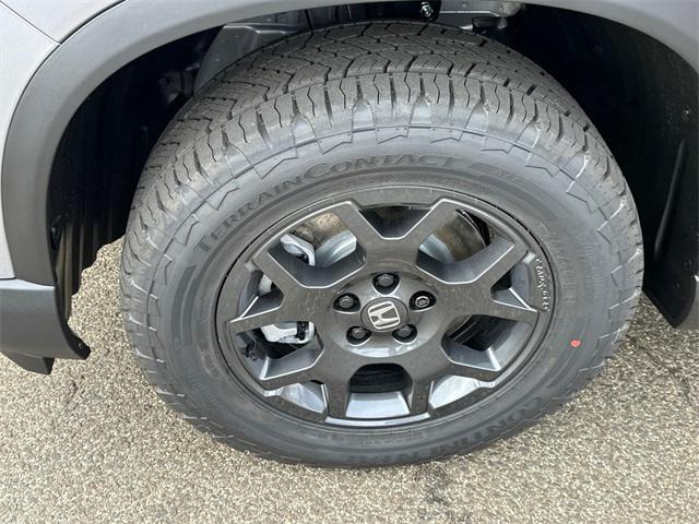 new 2025 Honda Pilot car, priced at $50,895