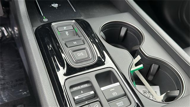 new 2025 Honda Pilot car, priced at $50,895