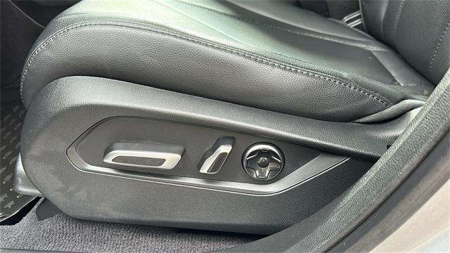 used 2021 Acura RDX car, priced at $29,040