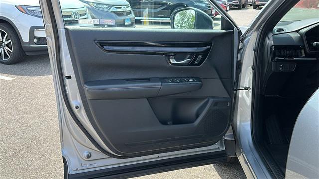 used 2024 Honda CR-V Hybrid car, priced at $35,980