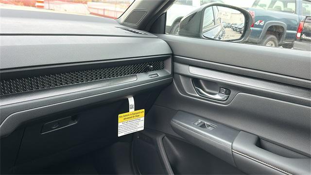 new 2026 Honda CR-V Hybrid car, priced at $41,675