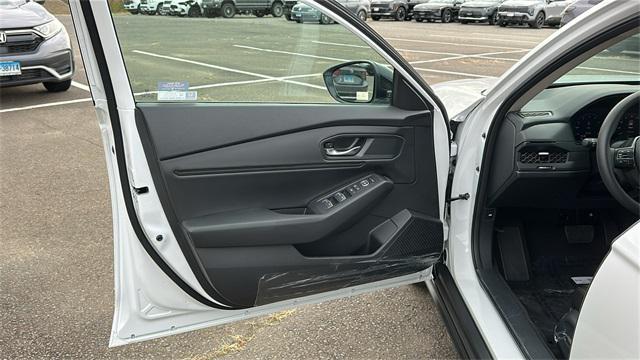 new 2025 Honda Accord car, priced at $31,060