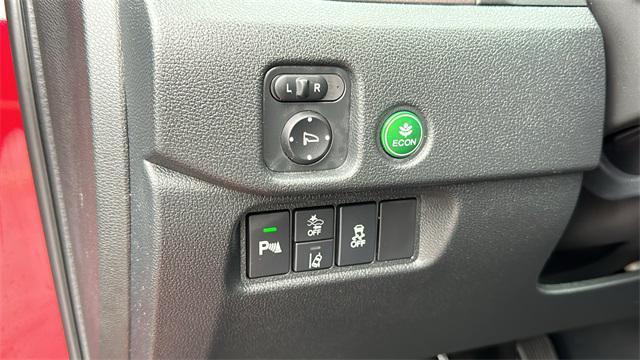 used 2022 Honda Passport car, priced at $31,978