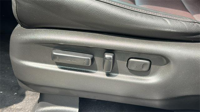 used 2022 Honda Ridgeline car, priced at $34,309