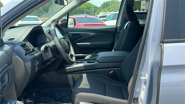 new 2025 Honda Ridgeline car, priced at $42,055