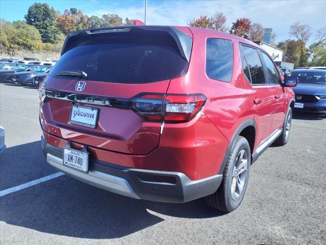 new 2025 Honda Pilot car, priced at $47,450