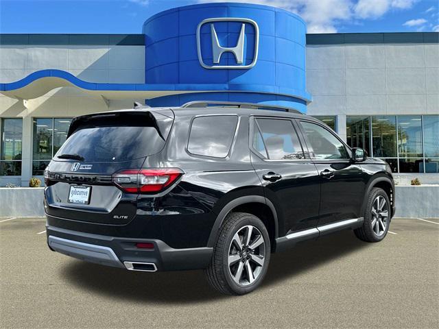 new 2025 Honda Pilot car, priced at $55,260